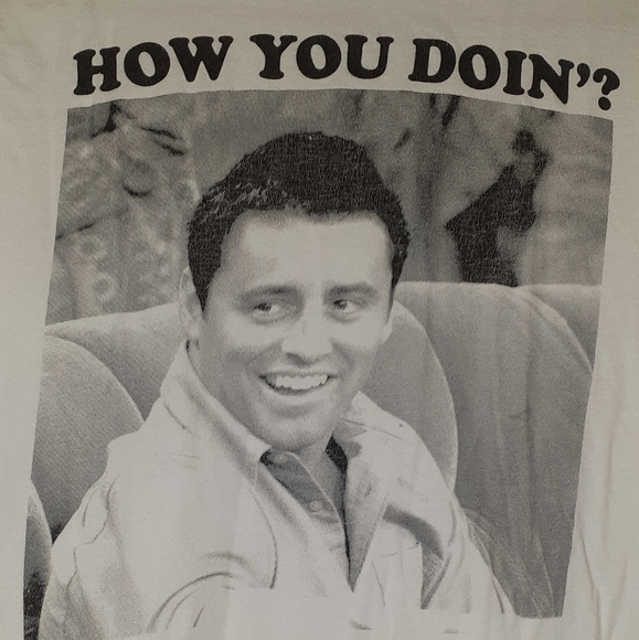 Friends white tshirt - Picture 2 of 4